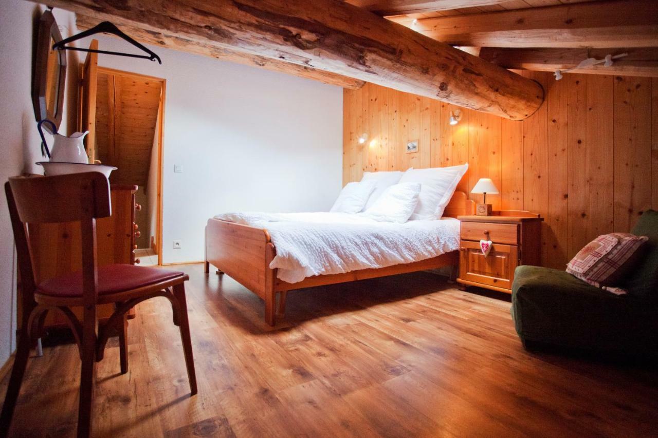 Chalet L'Etagne Бюсон Екстериор снимка